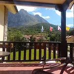 فندق Cumbres De Valdeon 2*