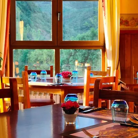 Отель Cumbres De Valdeon