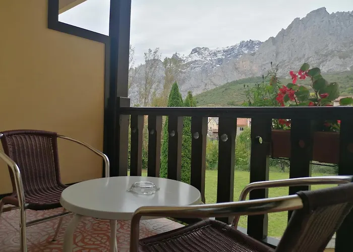 Cumbres De Valdeon Hotel 2*